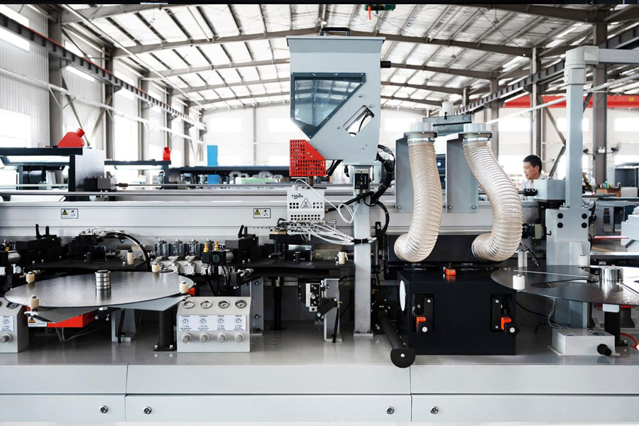 Gluing unit