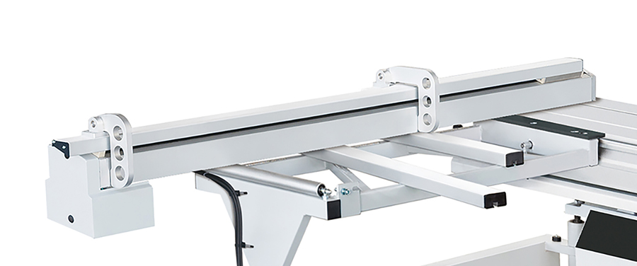 Electrical crosscut guide fence by servo motor control 